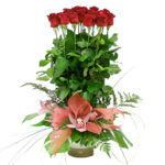 ARRANGEMENT OF ROSES