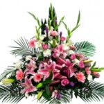 TRIANGLE ARRANGEMENT OF WHITE FLOWEERS