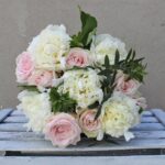 RAMO NOVIA PEONIAS BLANCAS