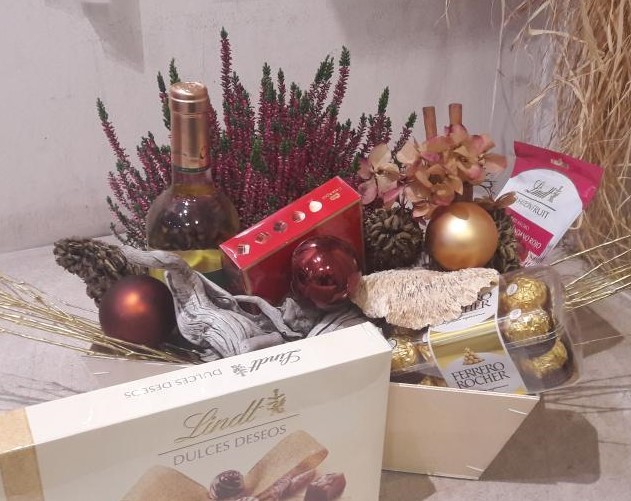 20221124142343-cesta-navidad-de-la-casa-web.jpg CESTA DE NAVIDAD DE LA CASA - Imagen 1